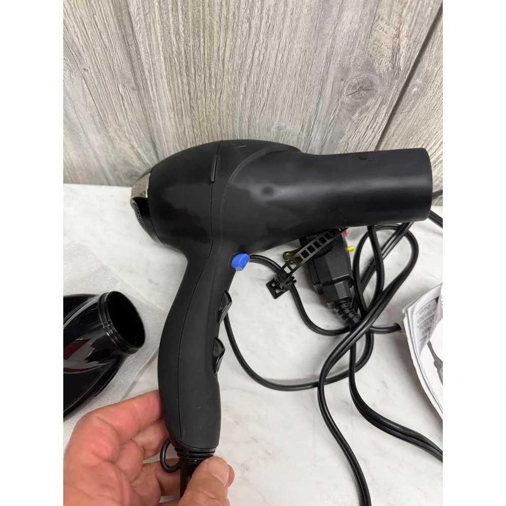Conair InfinitiPro 1875 Watt Salon Styler Hair Dryer Black 259Y Ceramic Ionic